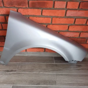 VW PASSAT B5.5 2000-2005 DRIVER SIDE WING PANEL SILVER COLOUR