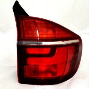 BMW X5 E70 2011 - 2013 REAR OUTER LIGHT LED RIGHT