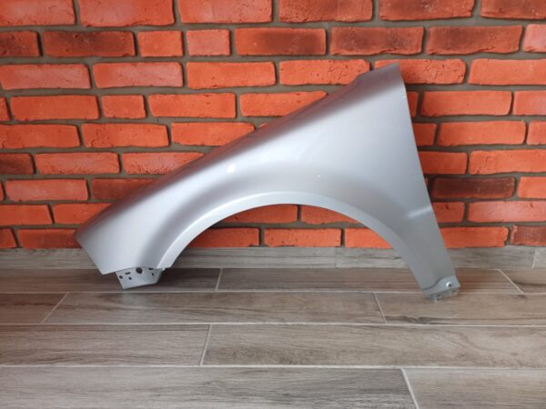 VW PASSAT B5.5 2004-2005 PASSENGER SIDE WING PANEL SILVER COLOUR