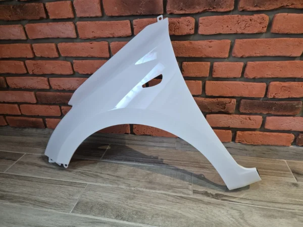 HYUNDAI I20 2012-2014 PASSENGER SIDE WING PANEL WHITE COLOUR - Image 2