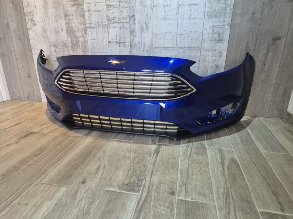 FORD FOCUS 2014-2018 FRONT BUMPER DEEP IMPACT BLUE - Image 4