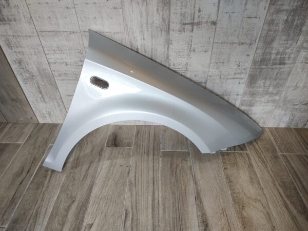 SEAT LEON 2005-2012 DRIVER SIDE WING PANEL SILVER