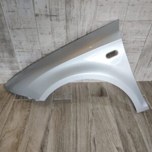 SEAT LEON 2005-2012 PASSENGER SIDE WING PANEL SILVER