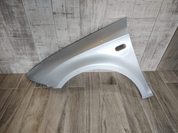 SEAT LEON 2005-2012 PASSENGER SIDE WING PANEL SILVER