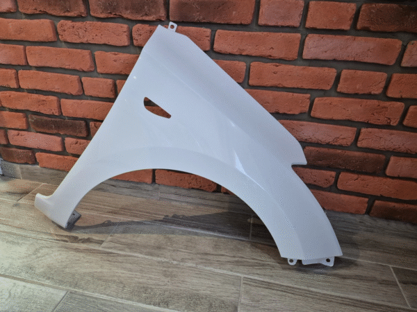 HYUNDAI I20 2012-2014 DRIVER SIDE WING PANEL WHITE COLOUR - Image 3