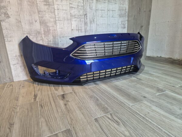 FORD FOCUS 2014-2018 FRONT BUMPER DEEP IMPACT BLUE