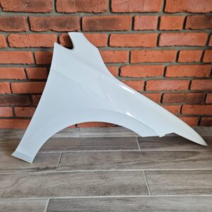 VW GOLF MK8 2020-2024 DRIVER SIDE WING PANEL WHITE