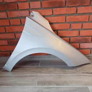 VW POLO 2018-2021 DRIVER SIDE WING PANEL SILVER LA7W