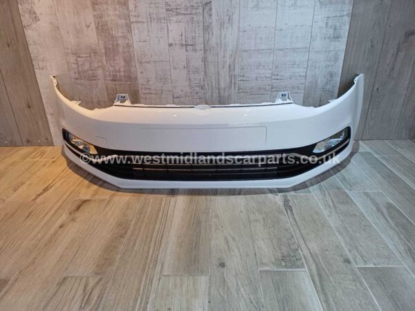 VW POLO 2014-2017 FRONT BUMPER WITH LOWER GRILLS CANDY WHITE COLOUR LB9A - Image 6