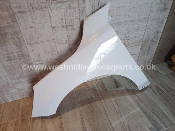 FORD FOCUS 2018-2022 HATCHBACK ESTATE NEW Front Wing Left Hand FROZEN WHITE - Image 2