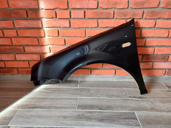 VW GOLF MK4 1998-2003 PASSENGER SIDE WING PANEL BLACK COLOUR