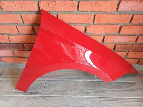 SEAT LEON 2013 – 2018 DRIVER SIDE WING PANEL RED COLOUR LS3H - Image 2