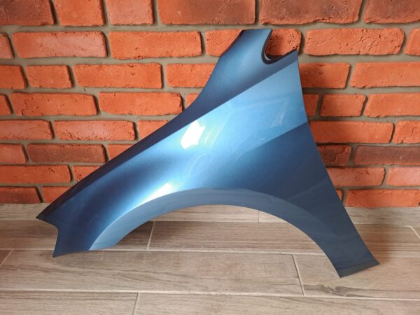 VW GOLF MK7 2013-2017 PASSENGER SIDE WING PANEL BLUE COLOUR LA5J - Image 4