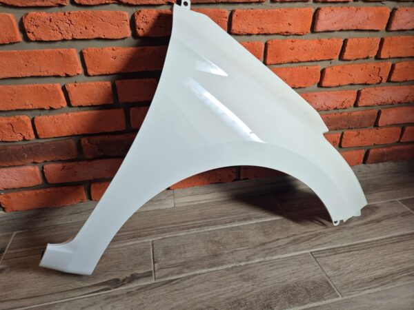 HYUNDAI I20 2015-2019 DRIVER SIDE WING PANEL WHITE COLOUR - Image 2
