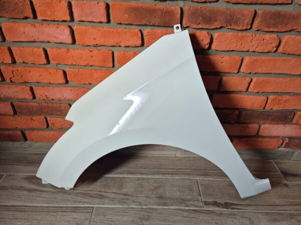 HYUNDAI I20 2015-2019 PASSENGER SIDE WING PANEL WHITE COLOUR - Image 4