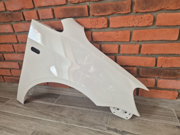 VW CADDY 2010-2015 DRIVER SIDE WING PANEL WHITE COLOUR LB9A - Image 4