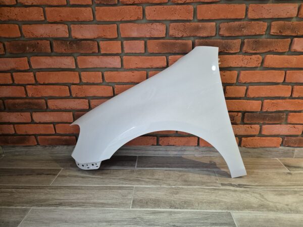 VW GOLF MK6 2009-2013 PASSENGER SIDE WING PANEL WHITE COLOUR