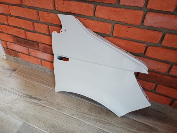 VW TRANSPORTER T6 2015-2019 DRIVER SIDE WING PANEL WHITE COLOUR - Image 3