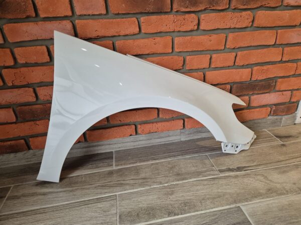 VW PASSAT CC 2008–2017 WING PANEL DRIVER SIDE WHITE COLOUR - Image 4