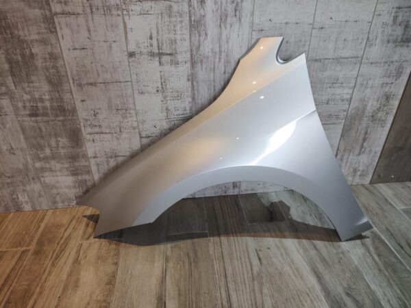 VW GOLF MK7 2013-2017 PASSENGER SIDE WING PANEL REFLEX SILVER LA7W