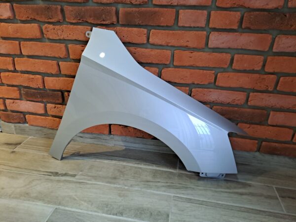 SKODA FABIA 2014-2020 DRIVER SIDE WING PANEL SILVER COLOUR LA7W - Image 3