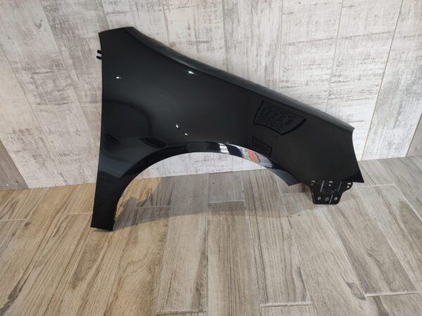 VW GOLF MK5 2004-2009 DRIVER SIDE WING PANEL BLACK COLOUR