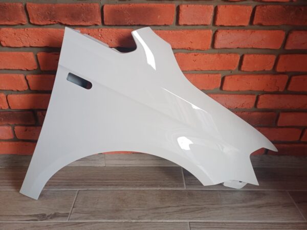 VW CADDY 2015-2019 DRIVER SIDE WING PANEL WHITE COLOUR LB9A - Image 4