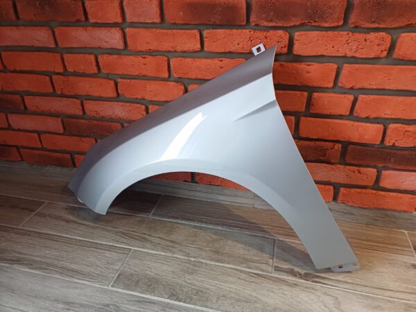 FORD FOCUS III 2011-2018 PASSENGER SIDE WING PANEL SILVER COLOUR - Image 4