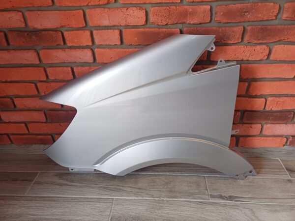 MERCEDES SPRINTER 2013-2018 PASSENGER SIDE WING PANEL SILVER 744 - Image 2