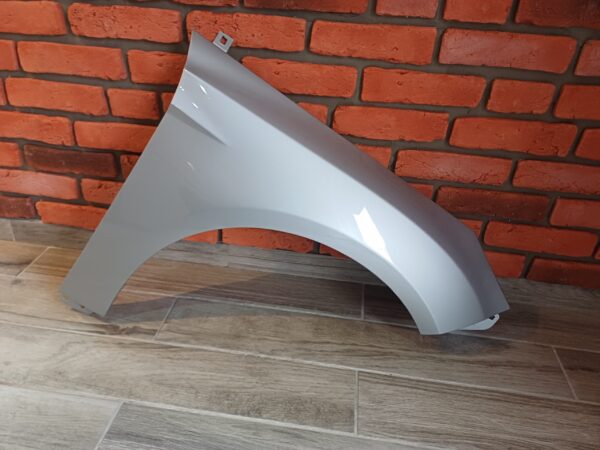 FORD FOCUS III 2011-2018 DRIVER SIDE WING PANEL SILVER COLOUR - Image 4