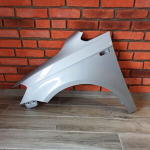 VW CADDY 2015-2019 PASSENGER SIDE WING PANEL SILVER LA7W