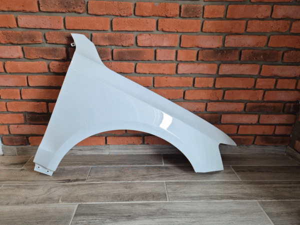 AUDI Q5 2008-2016 DRIVER SIDE WING PANEL WHITE LY9C