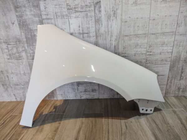 VW GOLF MK5 2004-2009 DRIVER SIDE WING PANEL WHITE COLOUR