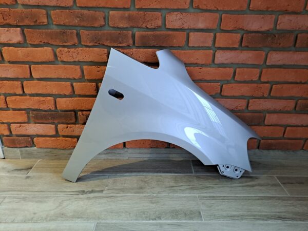 VW CADDY 2010-2015 DRIVER SIDE WING PANEL REFLEX SILVER LA7W