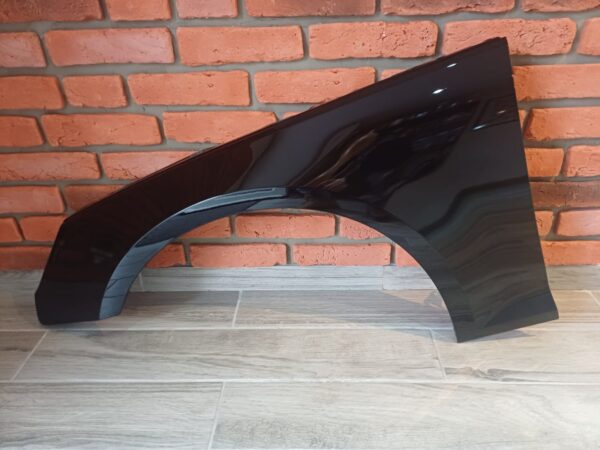 AUDI A4 B9 2015-2019 PASSENGER SIDE WING PANEL BLACK LY9B - Image 2