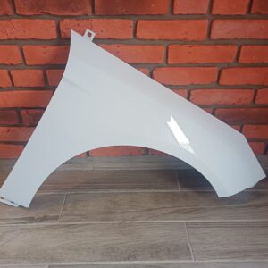 FORD FOCUS 2011 – 2018 DRIVER SIDE WING PANEL WHITE COLOUR