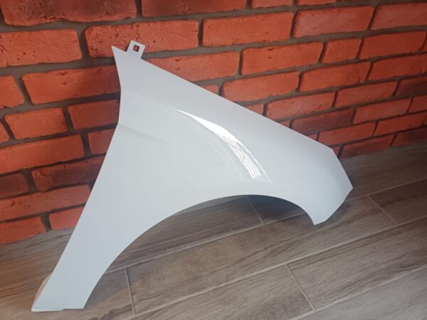 FORD FOCUS 2011 – 2018 DRIVER SIDE WING PANEL WHITE COLOUR - Image 3
