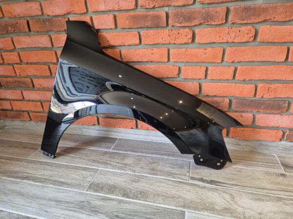 VW PASSAT B7 2010-2014 DRIVER SIDE WING PANEL BLACK COLOUR LC9X - Image 3