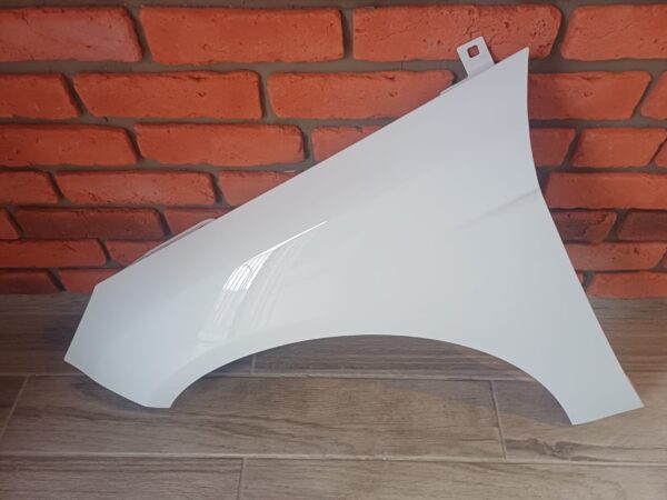 FORD FOCUS 2011 – 2018 PASSENGER SIDE WING PANEL WHITE COLOUR - Image 4