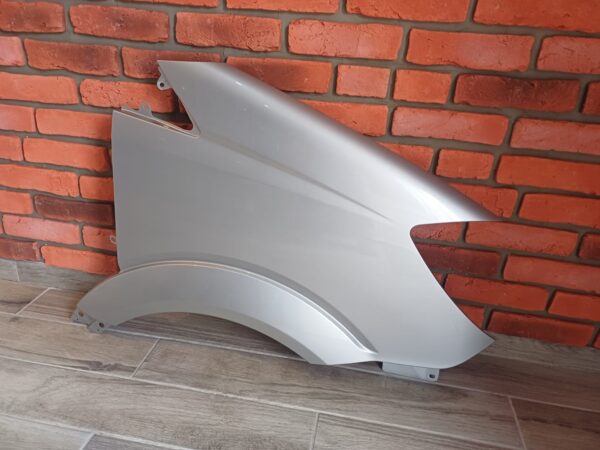 MERCEDES SPRINTER 2013-2018 DRIVER SIDE WING PANEL SILVER 744 - Image 3