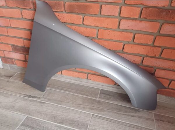 AUDI A4 2012-2015 DRIVER SIDE WING PANEL SILVER LX7W - Image 2