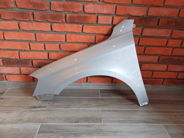 VW PASSAT B7 2010-2014 PASSENGER SIDE WING PANEL SILVER COLOUR