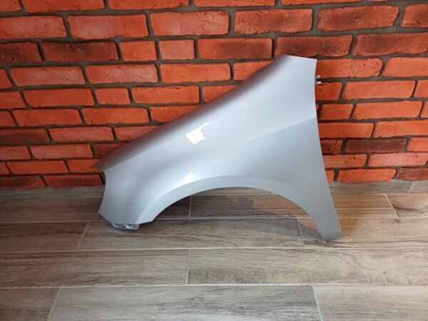 VW GOLF MK6 2009-2013 PASSENGER SIDE WING PANEL SILVER COLOUR LA7W