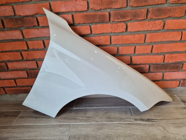 BMW 1 SERIES F20 F21 2012-2019 DRIVER SIDE WING PANEL alpinweiss white COLOUR - Image 3