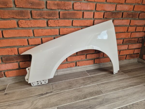 VW PASSAT B6 2005-2009 PASSENGER SIDE WING PANEL WHITE COLOUR - Image 2