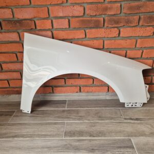 VW PASSAT B6 2005-2009 DRIVER SIDE WING PANEL WHITE COLOUR