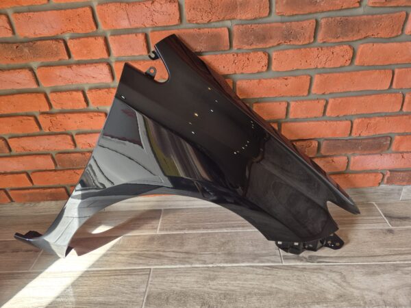 TOYOTA AURIS 2015-2018 DRIVER SIDE WING PANEL BLACK 209 - Image 4