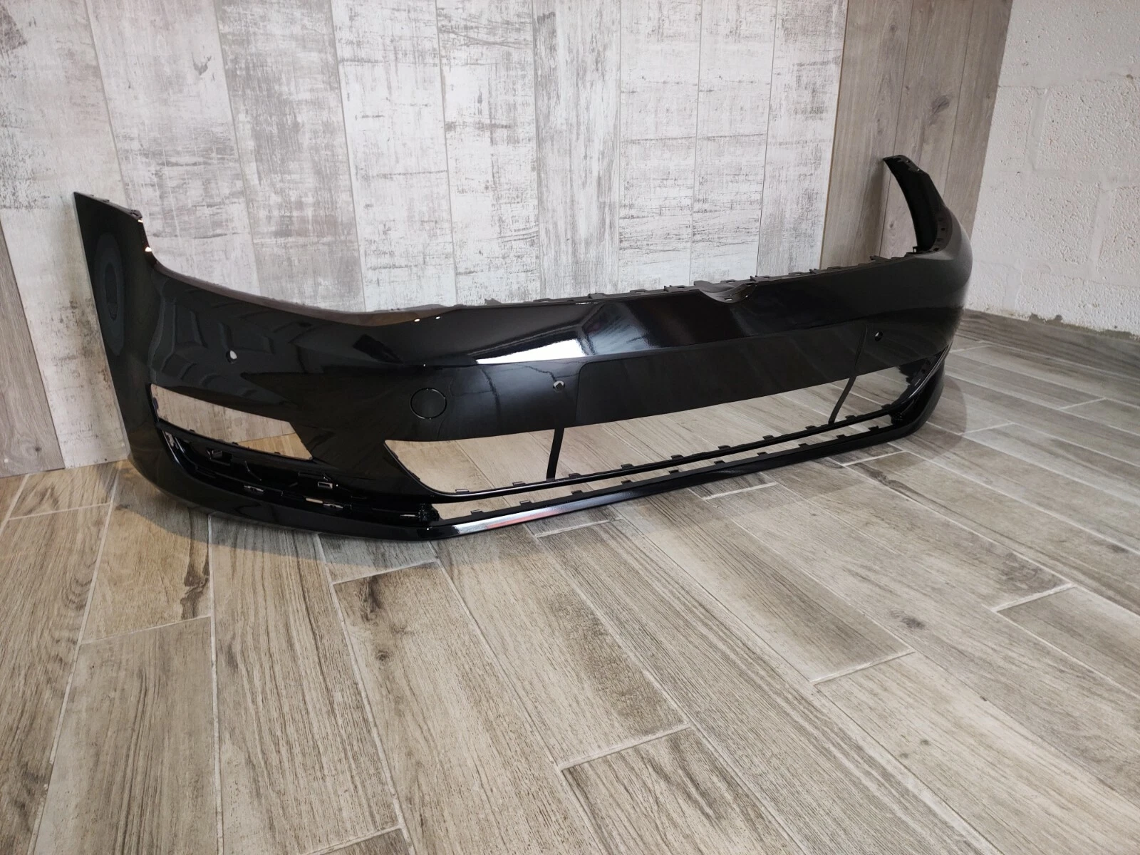 VW GOLF MK7.5 2017-2019 FRONT BUMPER BLACK COLOUR LC9X