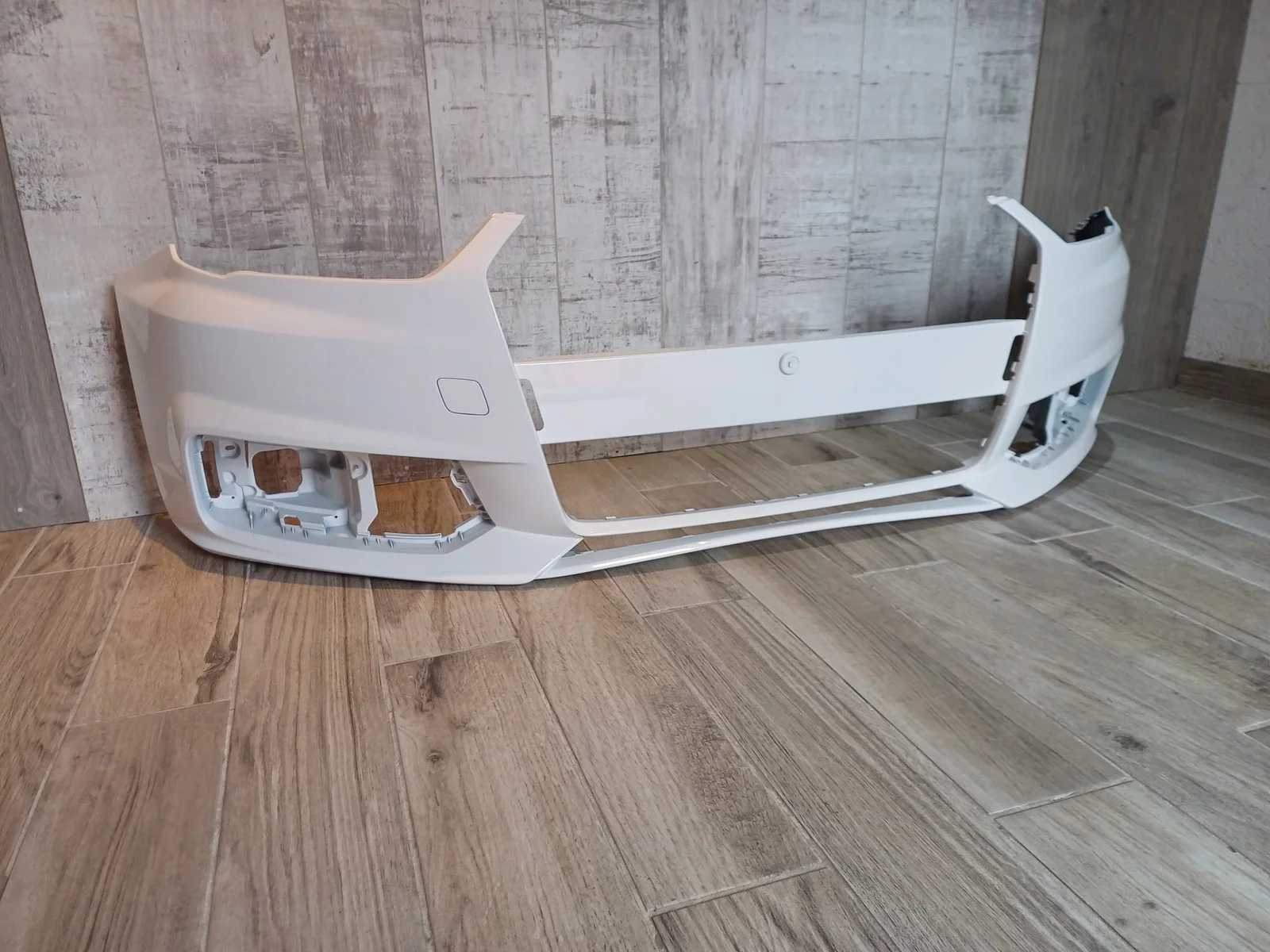 AUDI A1 2015-2018 SE SPORT FRONT BUMPER WHITE LS9R
