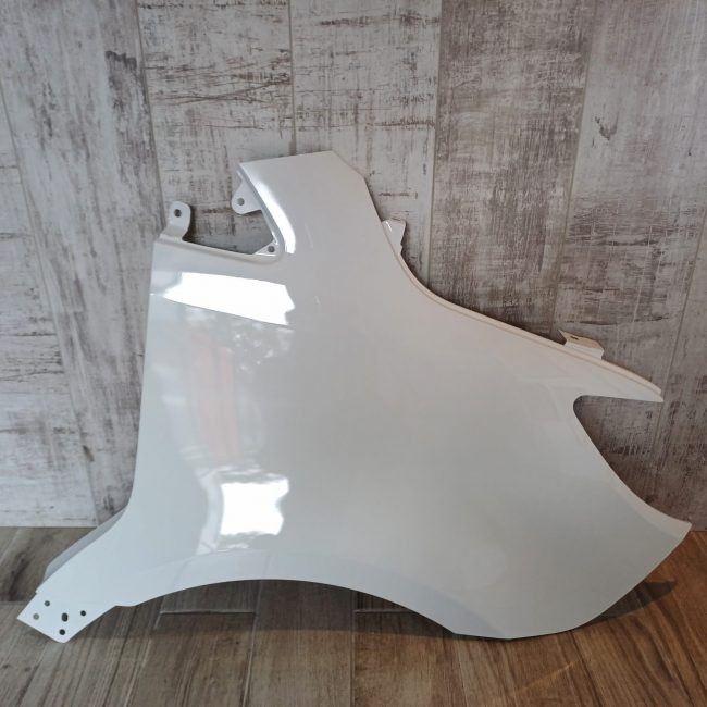 MERCEDES SPRINTER 2018 – 2020 DRIVER SIDE WING PANEL WHITE COLOUR
